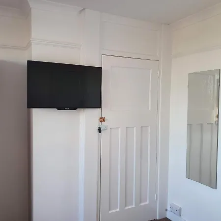 Mackie House By Cliftonvalley Bristol