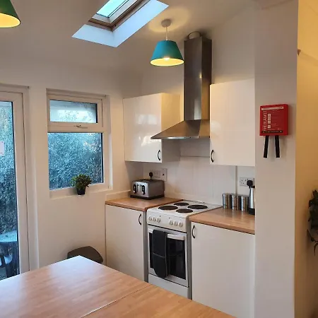 Mackie House By Cliftonvalley Holiday home Bristol